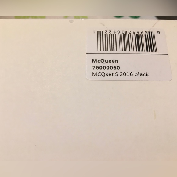 Brand New Never Wear McQureen Sunglass - Picture 8 of 8